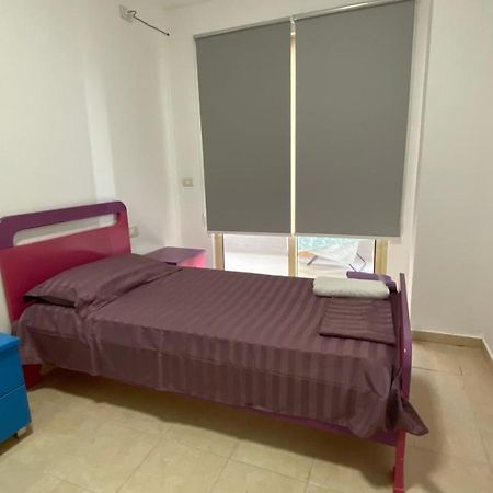 Anna'S Apartament Lushnjë Eksteriør bilde